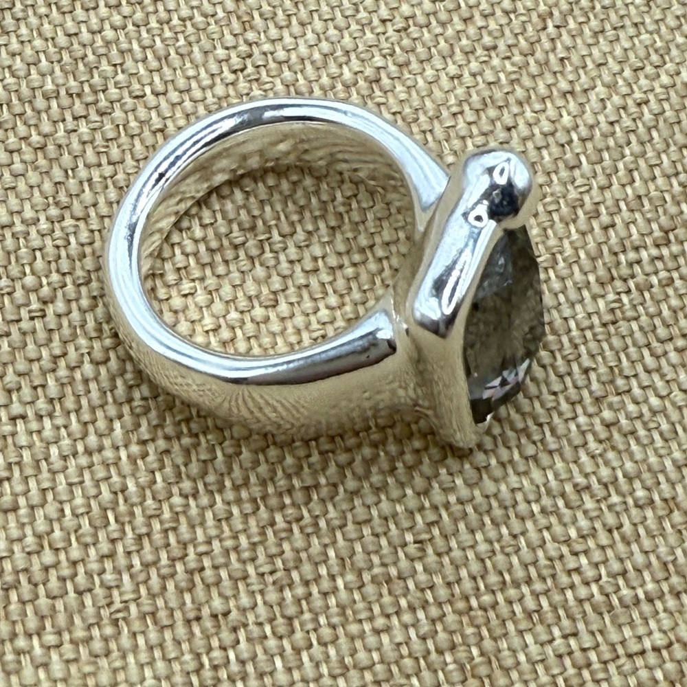 *Rectangular shape ring with gray crystal - Picture 9 of 10